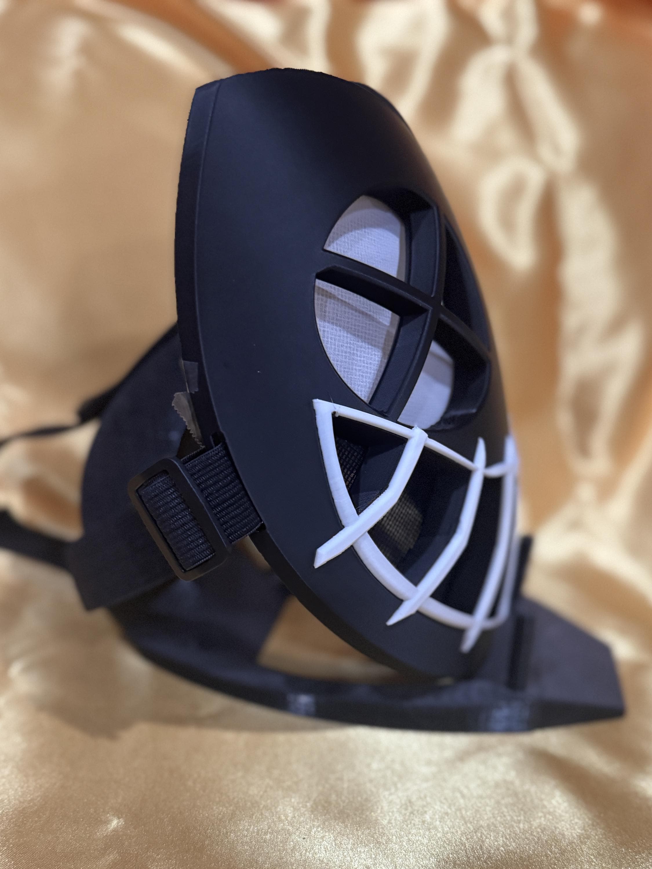 Lute's Executioner Mask Inspired From Hazbin Hotel